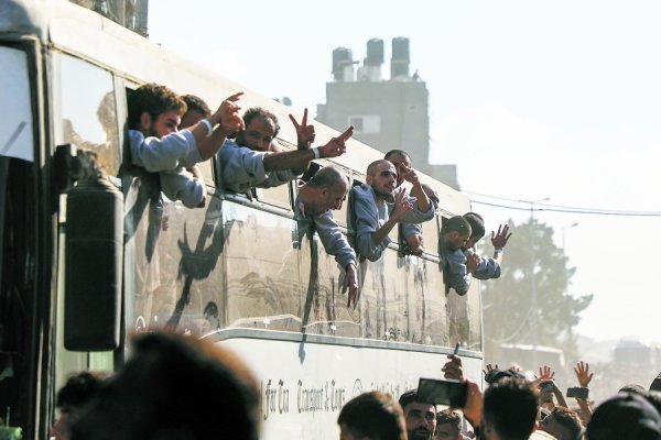 益上线 人质刚放，以军再袭加沙，和谈又生变数